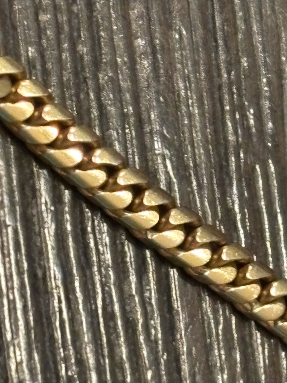 Gold chain - Picture 3 of 11